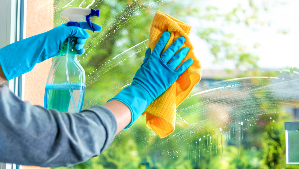 Why Spring Is the Best Time to Schedule a Deep Cleaning Service in Houston